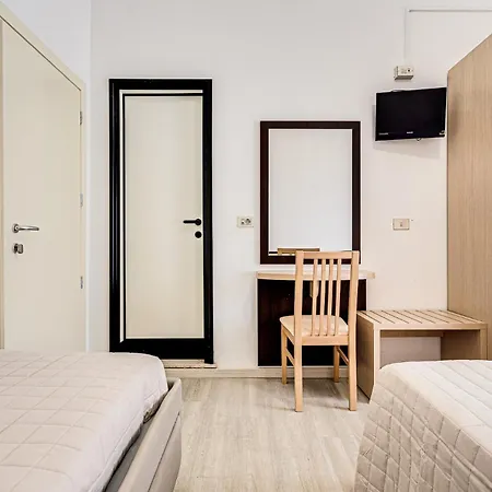 Hotel Abarth 3*